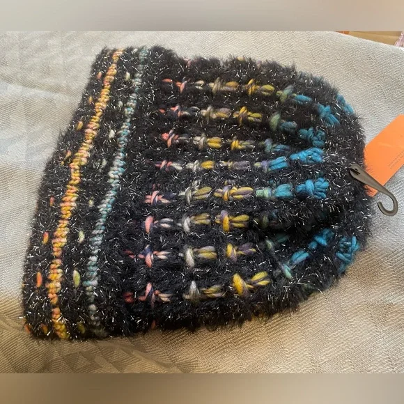 Kurt Geiger Black Glitter Rainbow Knit Winter Hat - Picture 5 of 5
